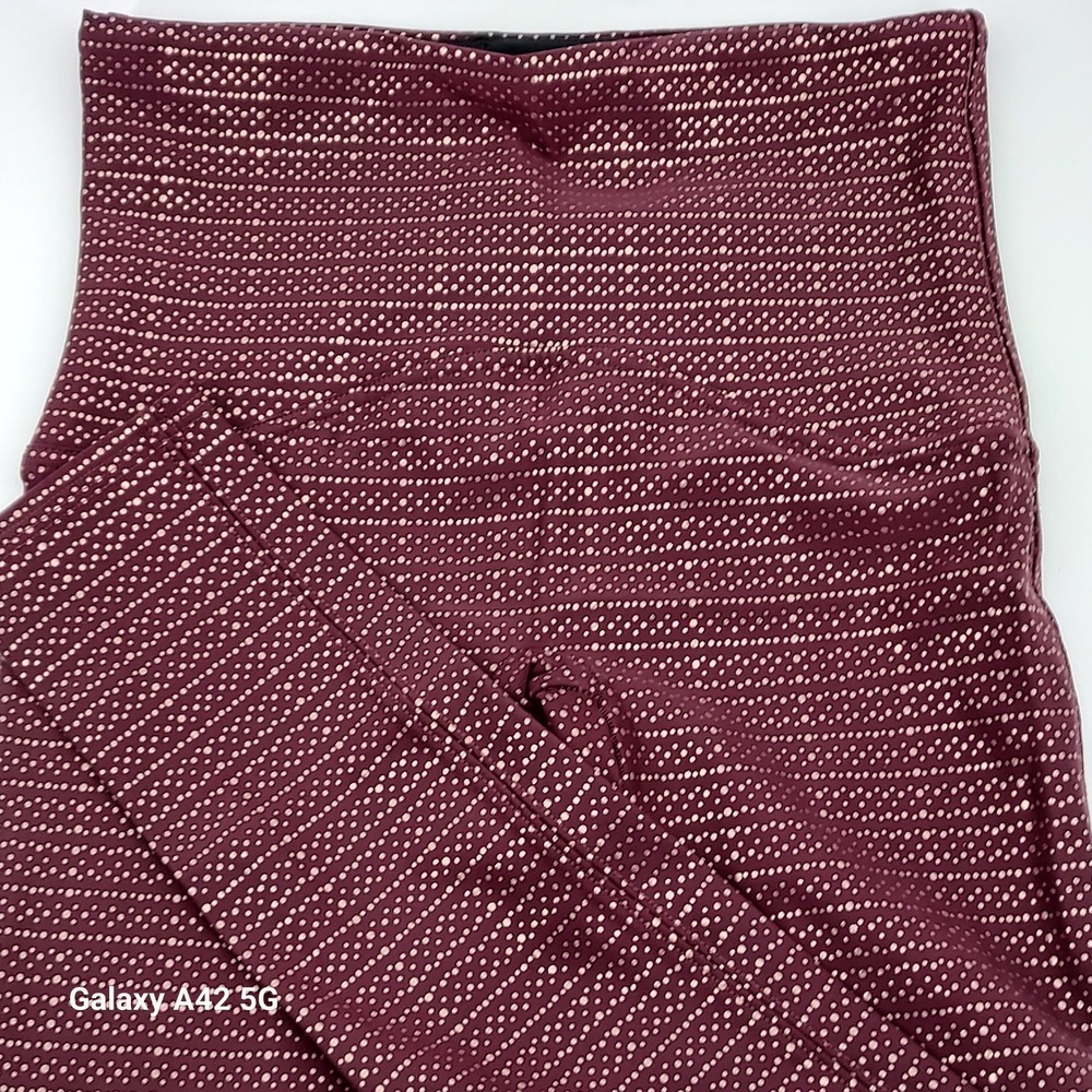 SPANX by Sara Blakely Burgundy Dot High Waist Leggings‎ S P